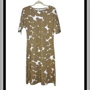 NIŪ Casual White and Tan floral Sheath Midi Dress with Crew Neck size M